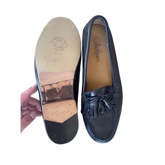 Cole Haan Womens Black Leather Tasseled Slip On Loafer Size 11D - Picture 6 of 7